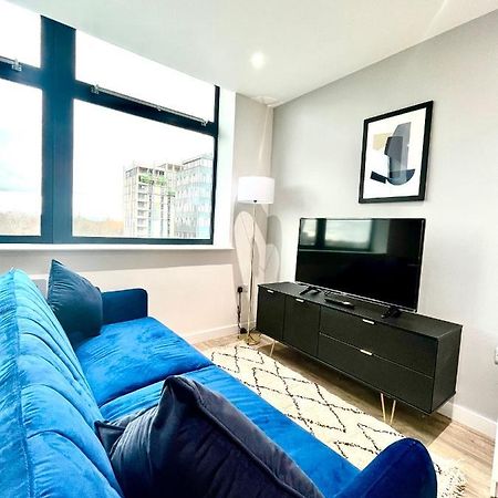 Stylish Studio Apartment Near To Old Trafford Stadium Manchester Eksteriør billede